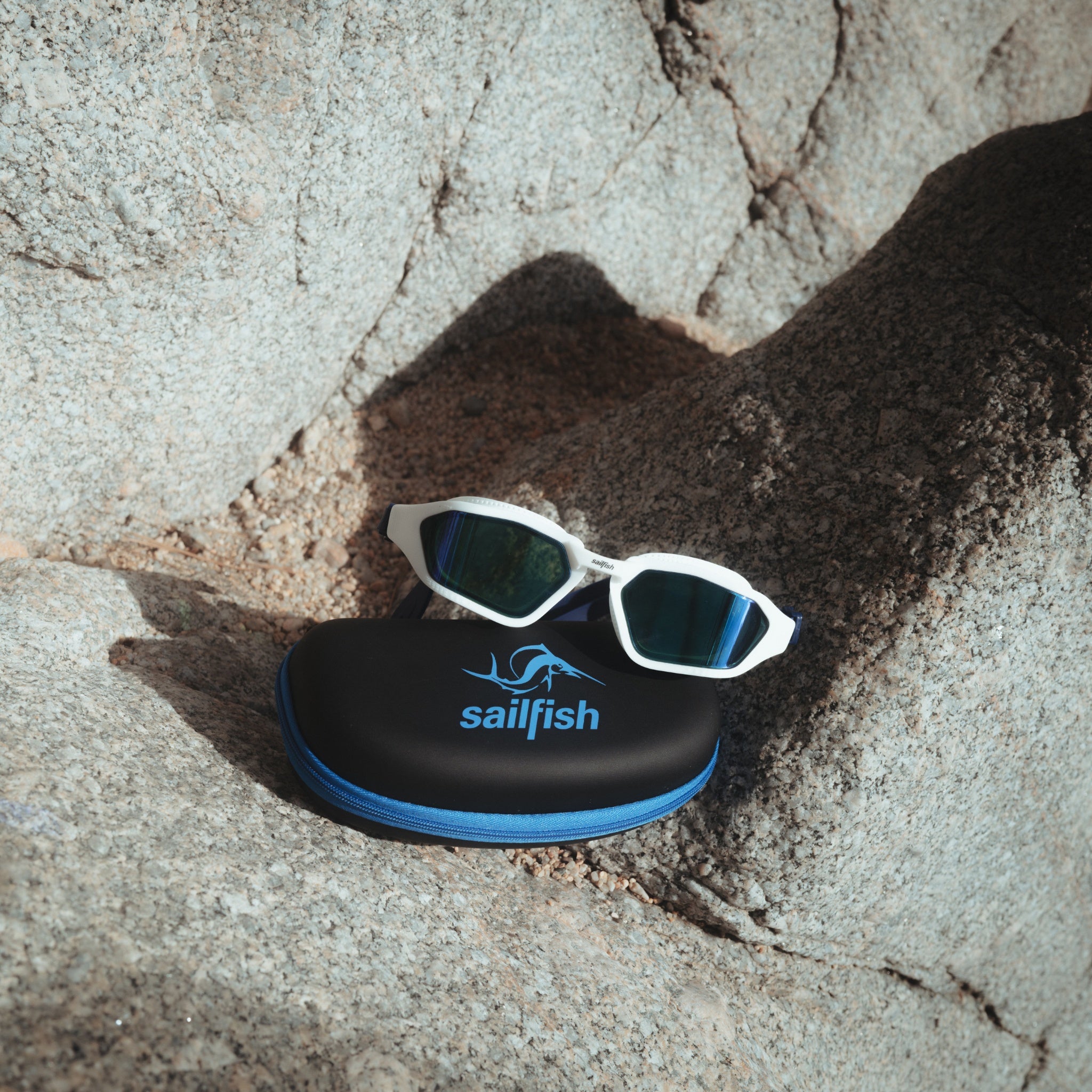 Casing Goggle Swimming goggle case | sailfish goggle case - sailfish
